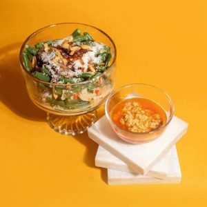 Green Beans & Crunchy Peanut Salad DIY Kit (Serves 4-5)